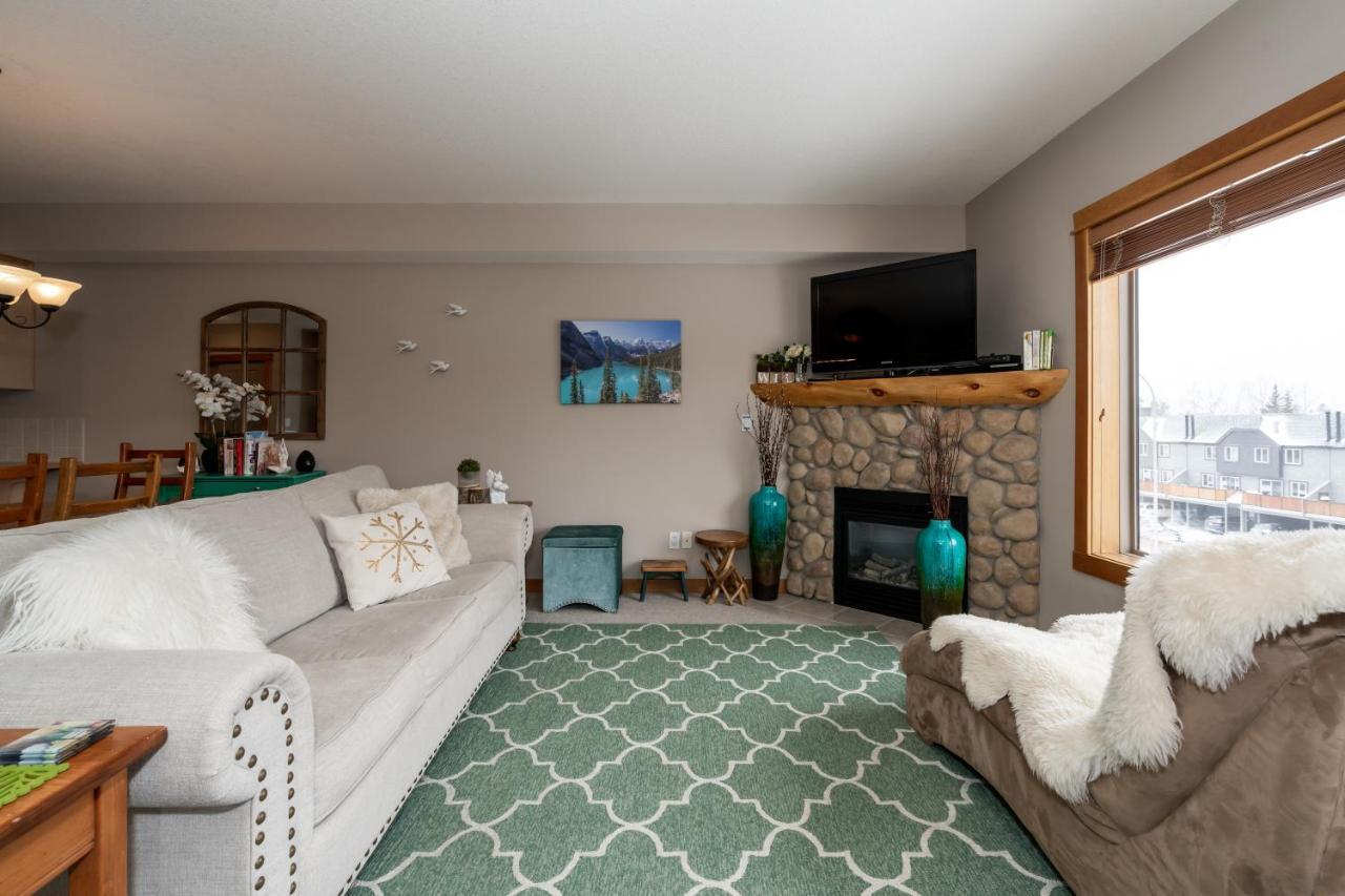 Fenwick Vacation Rental Open Hot Tub Glorious Mountain 2 Bedroomキャンモア エクステリア 写真